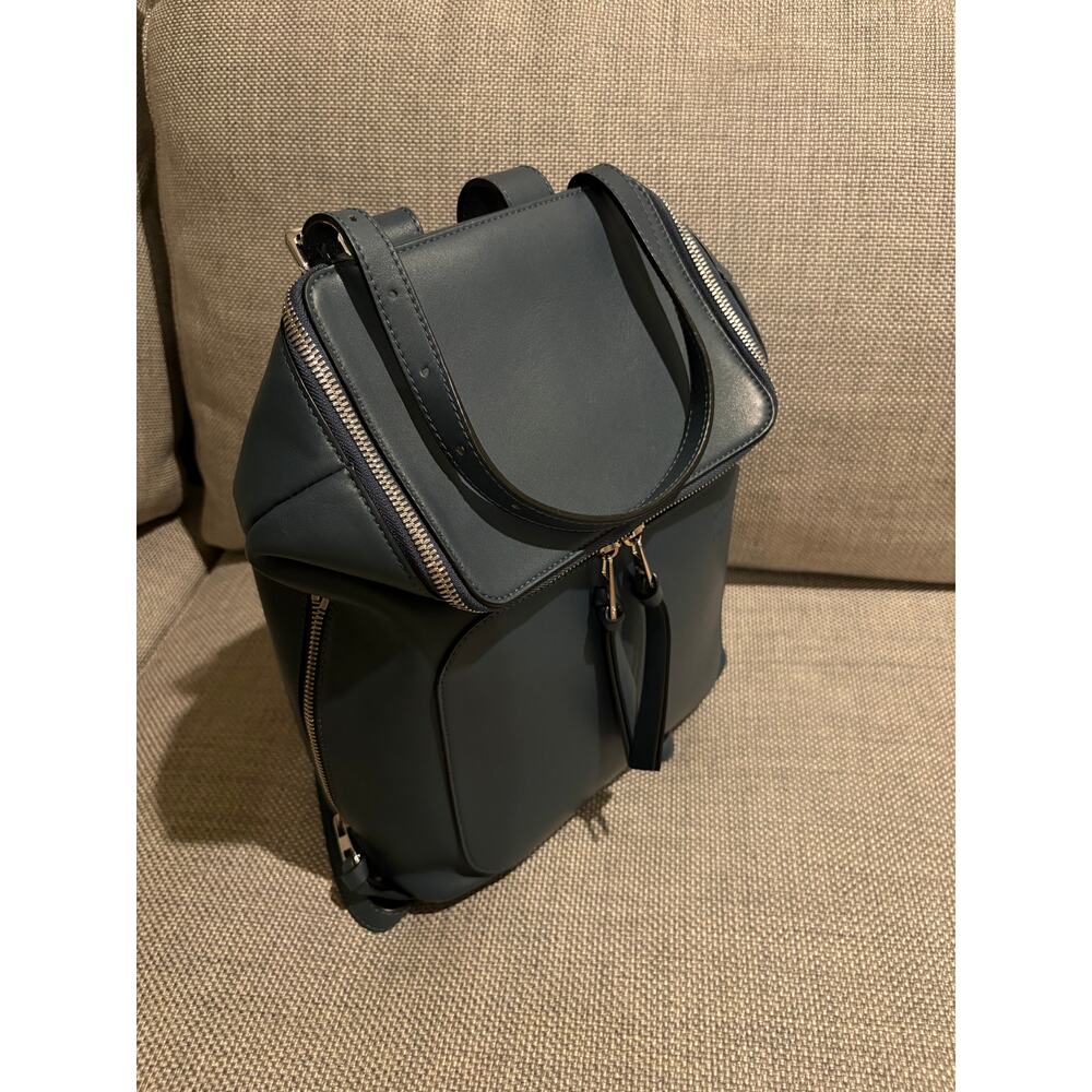 Loewe Goya Leather Backpack - Picture 5 of 11